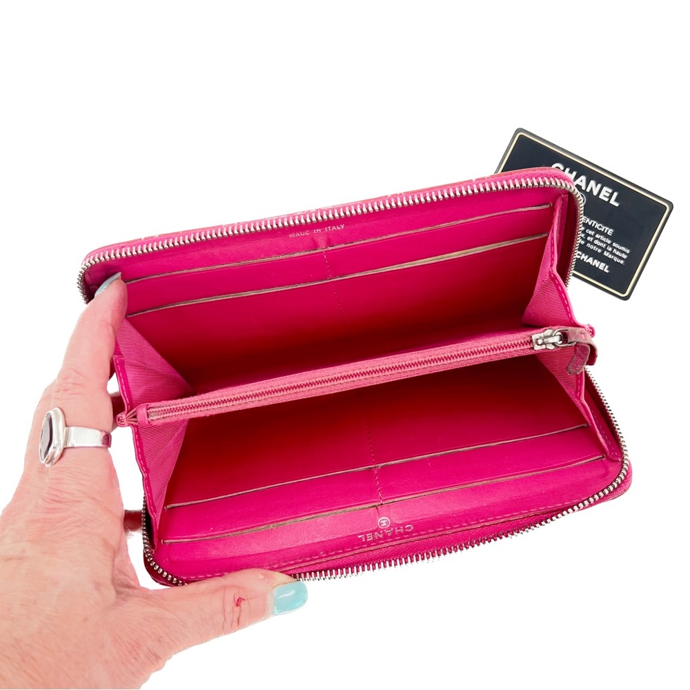 CHANEL Patent Quilted Zip Around Long Wallet Pink Salmon 14 Series (2011) - Picture 16 of 17